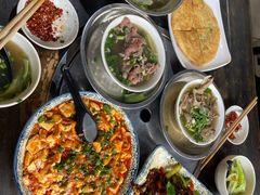 -乐山食古香跷脚牛肉