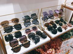 -肆兮眼镜·蔡司·徕卡战略合作店(大坪店)