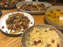 -十三式重庆江湖菜(金茂览秀城店)