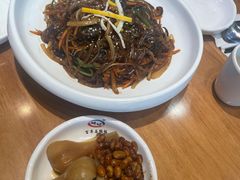 -百年石锅饭(阿里郎美食街店)