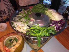 -Lanterns Vietnamese Restaurant