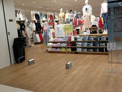 -优衣库(上海颛桥万达广场店)