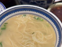 -古都历食南京菜·烤鸭·鸭血粉丝·汤包(南京博物院店)