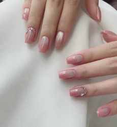 -悦指间美甲美睫