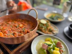 铜锅油焖鸡-Ameigo梅果·云贵川bistro(长宁来福士店)