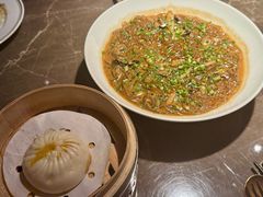 沙蒜烧豆面-新荣记(BFC外滩金融中心店)