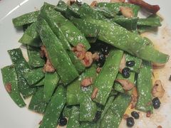 -老周家酱卤猪蹄私房菜(克拉玛依西街店)