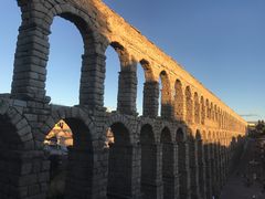 -塞哥维亚输水道