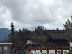 -梭布垭石林景区