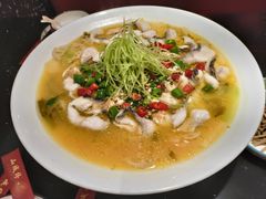 -山城外·非遗酸菜鱼(盛龙广场店)