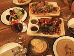 -Common Table · Brunch & Coffee