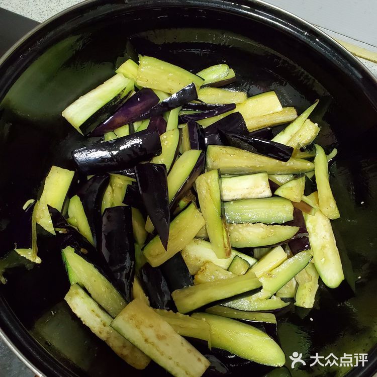 好吃又简单的家常自制鱼香茄子