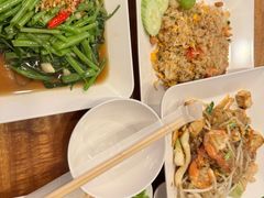 -两兄弟Song Pee Nong(2号店)