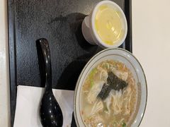 早餐鲜肉小馄饨-永和大王(长寿路店)