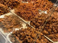 -胖东来生活广场(健康路店)