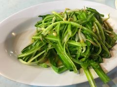 -明记烧鱼美味店