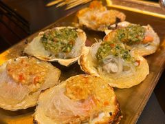 -何师烧烤Pro ·江湖川菜·小龙虾·精酿啤酒(太古里旗舰店)