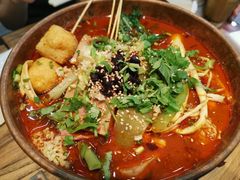 -成都你六姐·牛肉冒菜(上海环宇荟店)