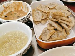 -聚首堂·特色小吃·肘子(什刹海德胜门店)