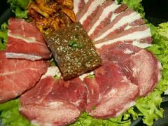 -圣罗巴海鲜烤肉自助(鲅鱼圈万达店)