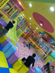 -宝贝渡口儿童游乐园(华南安盛店)