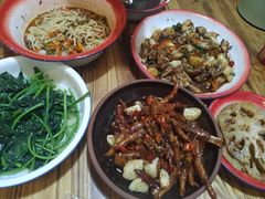 -老三样·美食研究中心(世贸路店)