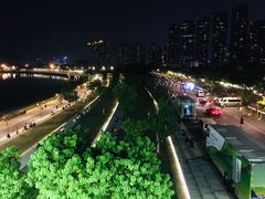 -南京眼步行桥