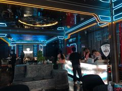 -屋有岛沉浸游戏旗舰店(中山公园店)