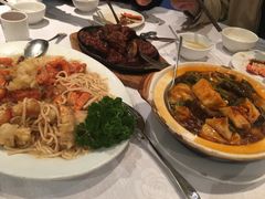 -Sun World Chinese Restaurant 新世界海鲜酒家