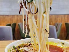 -螺小胖柳州螺蛳粉(钟楼总店)
