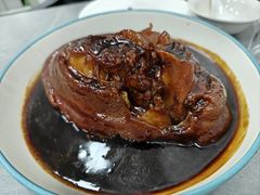 冰糖蹄膀-沪依小酒馆心意菜