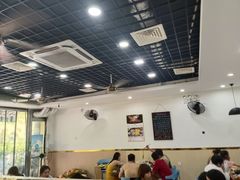 -老何家后安粉·糟粕醋海鲜火锅(三亚湾椰梦长廊店)