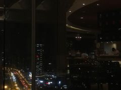 -荣誉国际酒店-云顶旋转餐厅