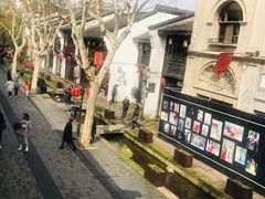 -猫的天空之城概念书店(杭州南宋御街店)