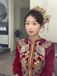 -艾米丽婚纱礼服