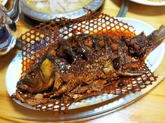 大锅鱼-忠林杀猪菜(凤台小区店)