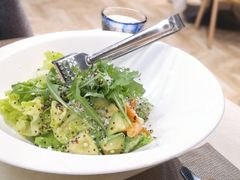 藜麦牛油果蔬菜沙拉-BONAZZA 意大利餐厅