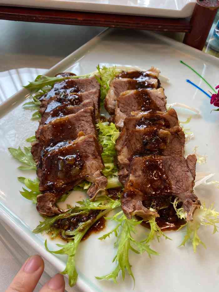 名士宴粤菜湘菜餐厅-"当时选的是配菜,由于等待时间较长,所以放.