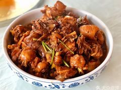 -闯关东东北农家菜(崂山石老人店)