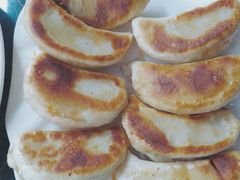 辣白菜煎饺-桃园中华料理炸酱面(燕儿岛路店)