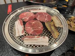 -喵小乙碳火烤肉(大坪协信星光天地店)