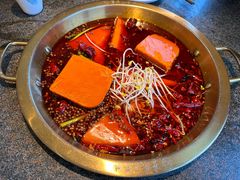 -小天鹅火锅·一线江景洪鼎旗舰店(洪崖洞店)