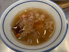 桃胶银耳汤-潮界(LU·ONE凯德晶萃广场店)