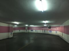 车库入出口-金隅嘉品Mall