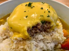 咖喱牛肉汉堡饭-红小满休闲餐厅(十全街店)