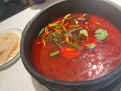 -贵府酸汤牛肉火锅·贵州老字号(飞山街店)