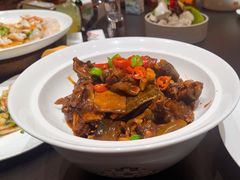 -新天明砂锅鱼头煲