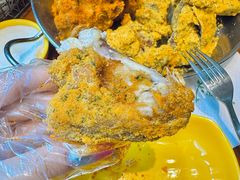 -BHC炸鸡(明洞总店)