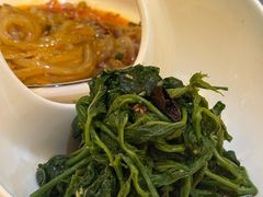 -乡村馕坑肉·烧烤·新疆菜·本地人更爱吃(阿勒泰首店)