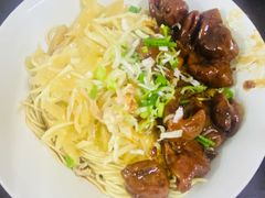 红烧肥肠-陀块头面馆(梅岭南路店)
